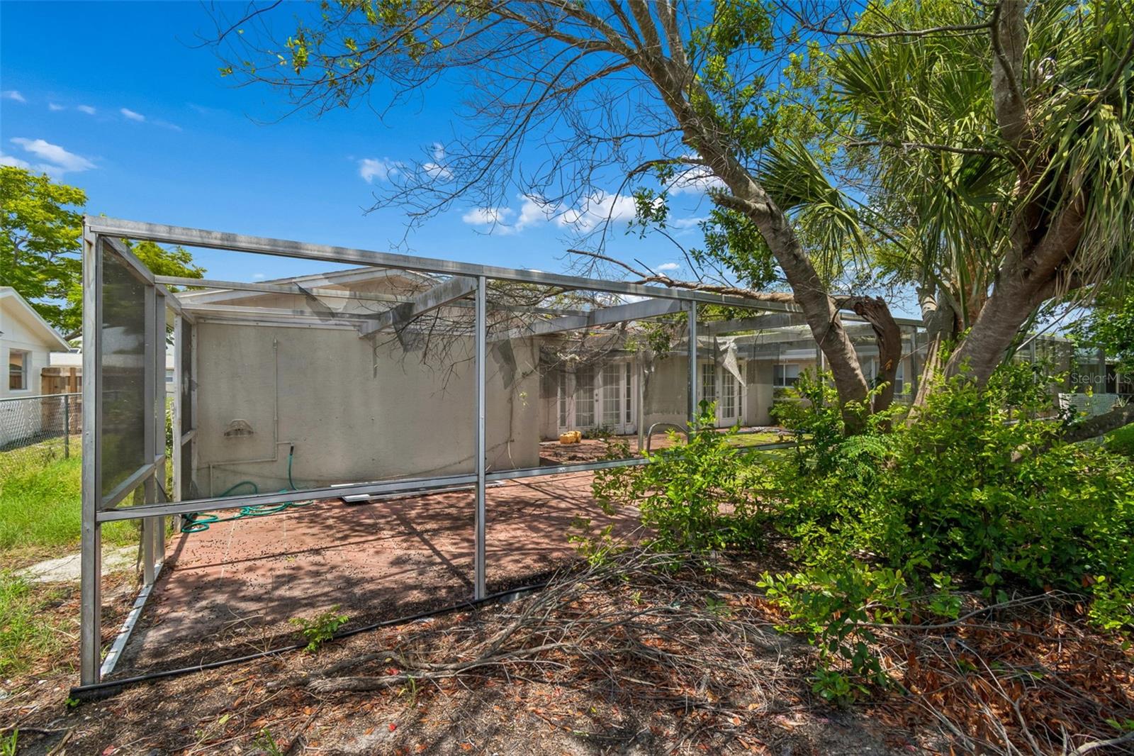 REGENCY PARK - Residential