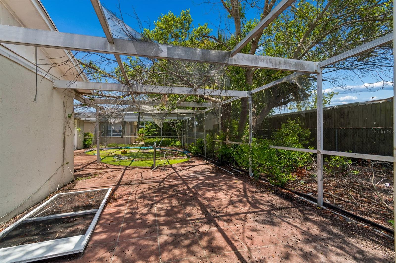 REGENCY PARK - Residential