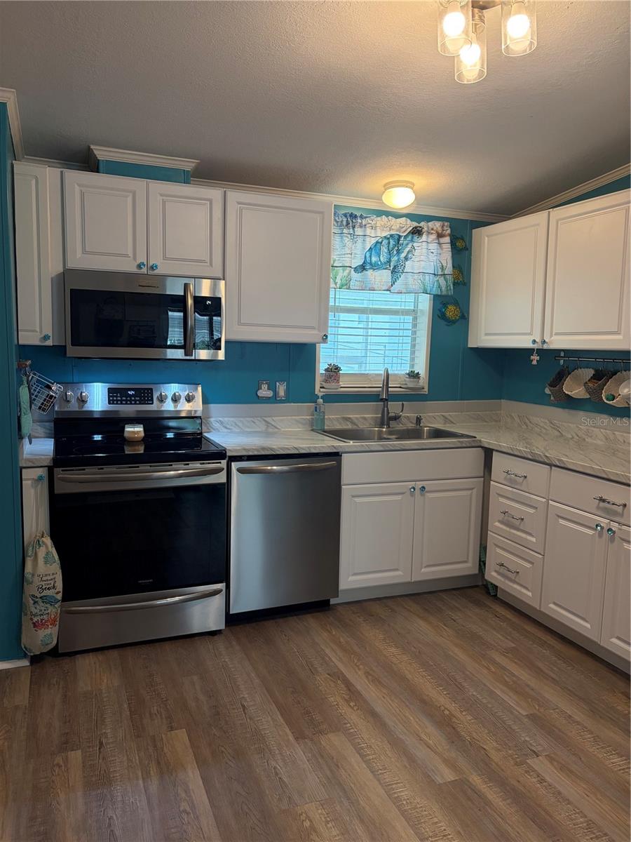 ZEPHYR RIDGE - Residential