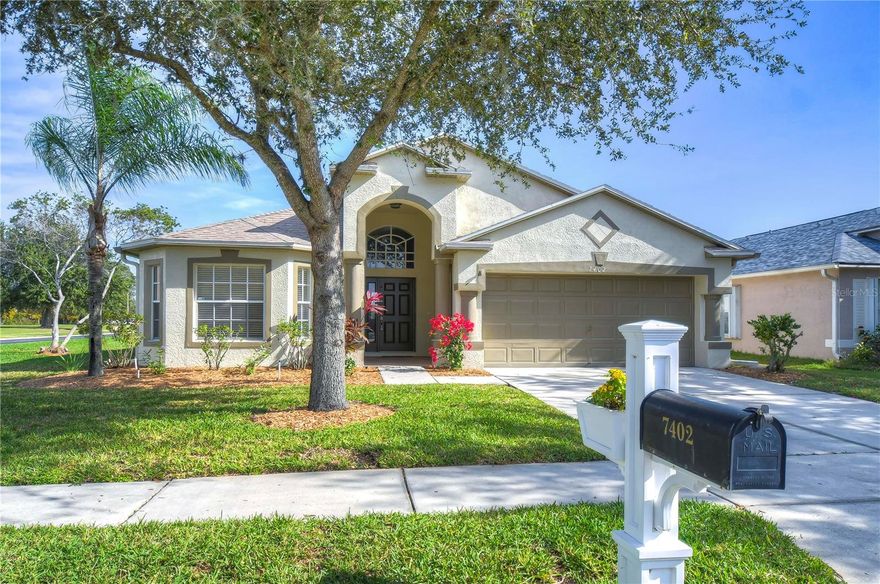This lovely newly renovated 4/3/2 move-in-ready lakefront home is located in Wesley Chapel's Bridgewater Community. This home is on a corner lot. This home is completely remodeled and has a new roof (2023), brand new appliances (2023), a new water heater (2023), a newer air conditioner (2018), new luxury waterproof vinyl floors (2023), and updated kitchen and bathrooms with quartz and new cabinets (2023). The home's interior and exterior have been freshly painted with brand new, beautiful luxury waterproof vinyl floors throughout, as well as a stunning, fully renovated kitchen with quartz countertops, stainless steel appliances, and white shaker kitchen cabinets. The outside has also been spruced up with new landscaping and a new sprinkler system. The backyard has a lovely covered patio with views of the lake and no rear neighbors. Bridgewater Community is close to District Park, the Shops at Wiregrass, the Tampa Premium Outlets, Cobb Theaters at the Grove, Advent Health Hospital, BayCare Hospital, and a variety of restaurants and shopping. Overpass Road, which was recently opened, provides convenient access to I-75, making commuting a breeze. Walking distance to New Publix, Starbucks, schools, and other conveniences.