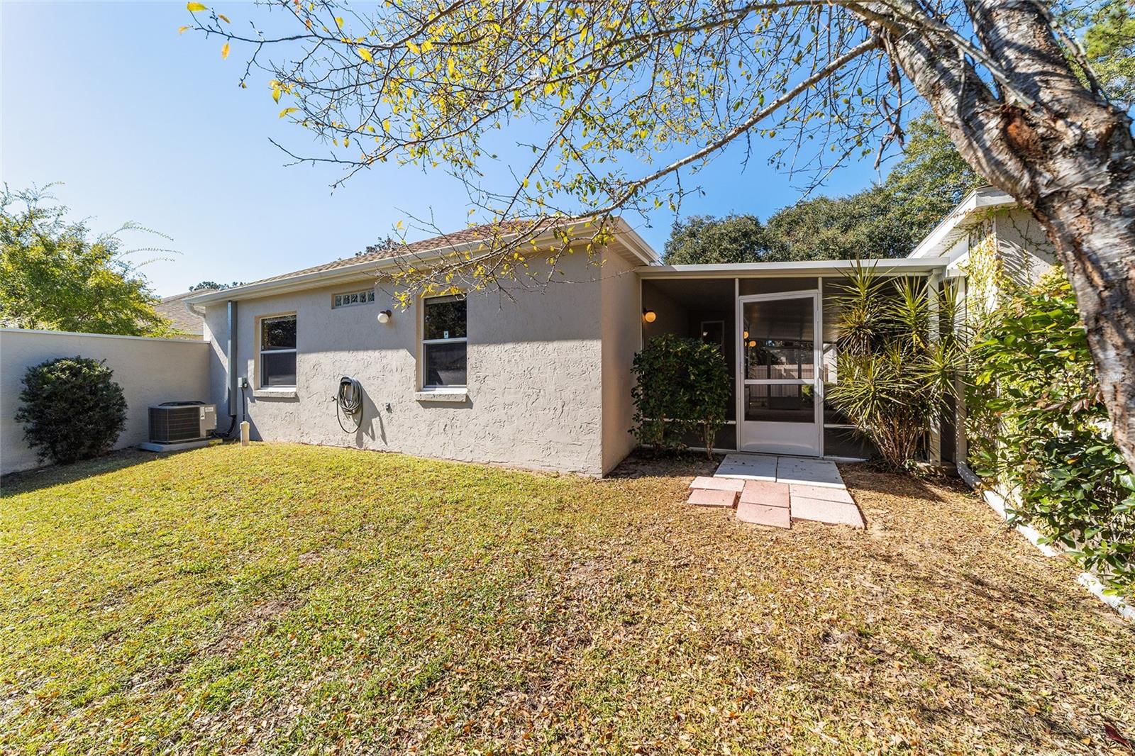 VILLAS/VLG WEST PH 02 - Residential