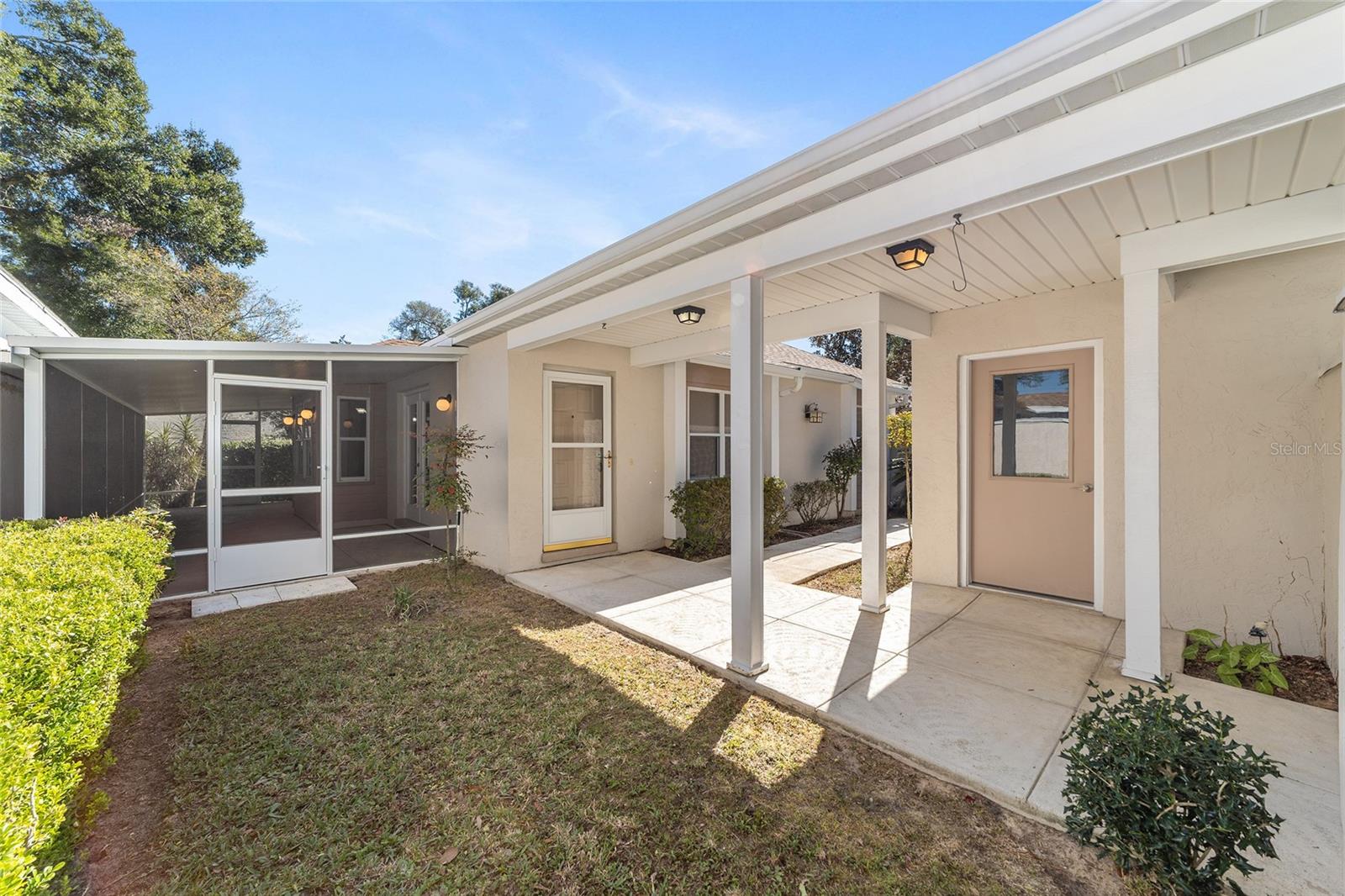 VILLAS/VLG WEST PH 02 - Residential