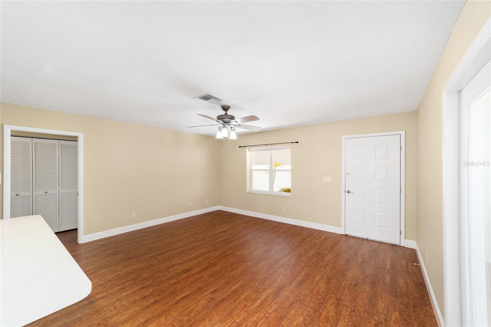 VILLAS/VLG WEST PH 02 - Residential