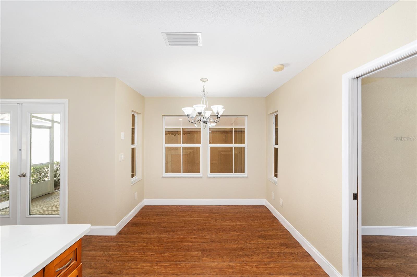 VILLAS/VLG WEST PH 02 - Residential