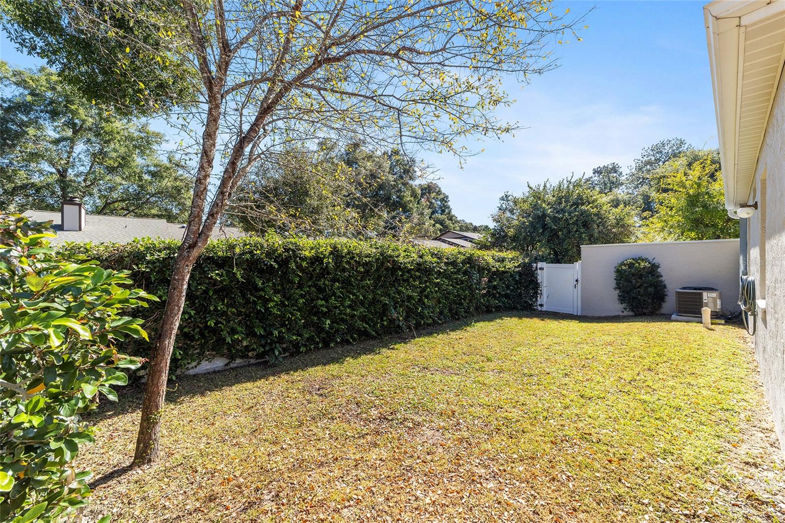 VILLAS/VLG WEST PH 02 - Residential