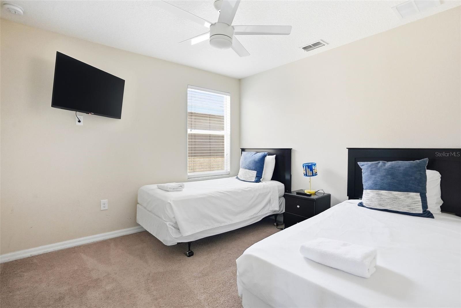 VERANDA PALMS - Residential
