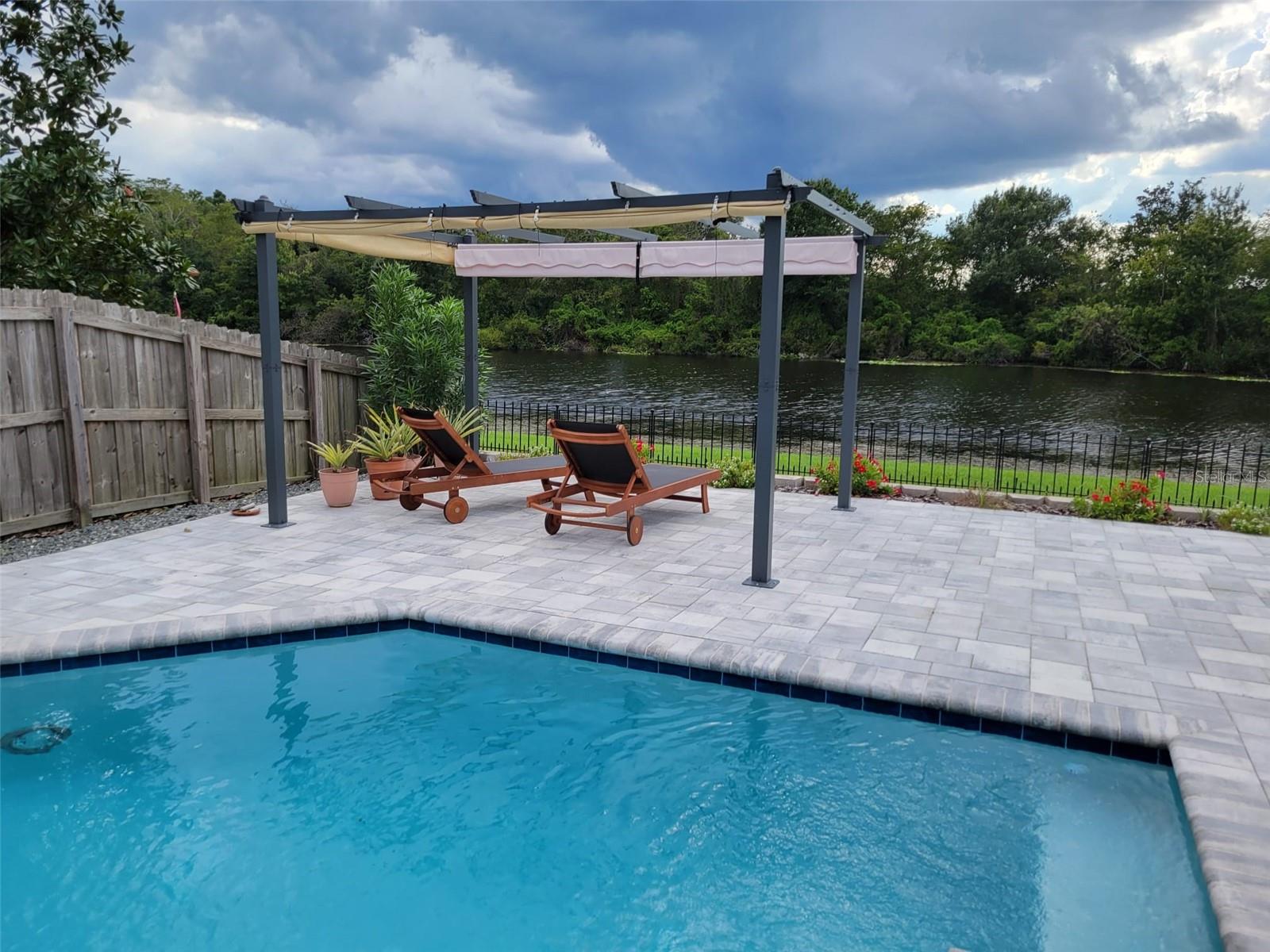 1632 SLASH PINE PLACE