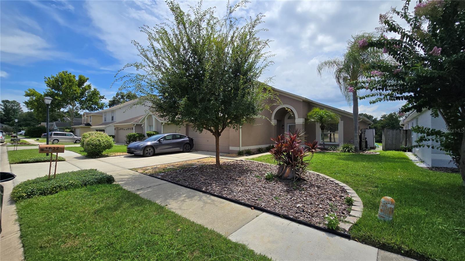 1632 SLASH PINE PLACE