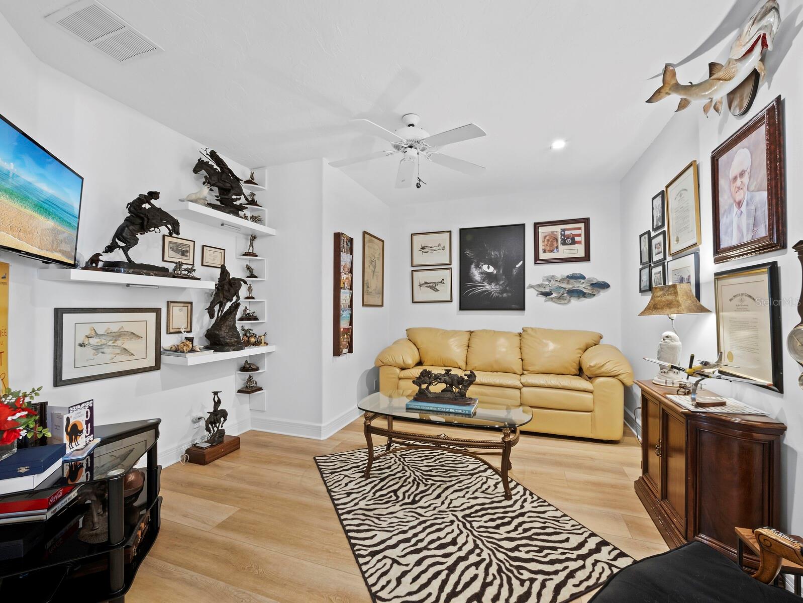 TANGERINE BAY CLUB - Residential