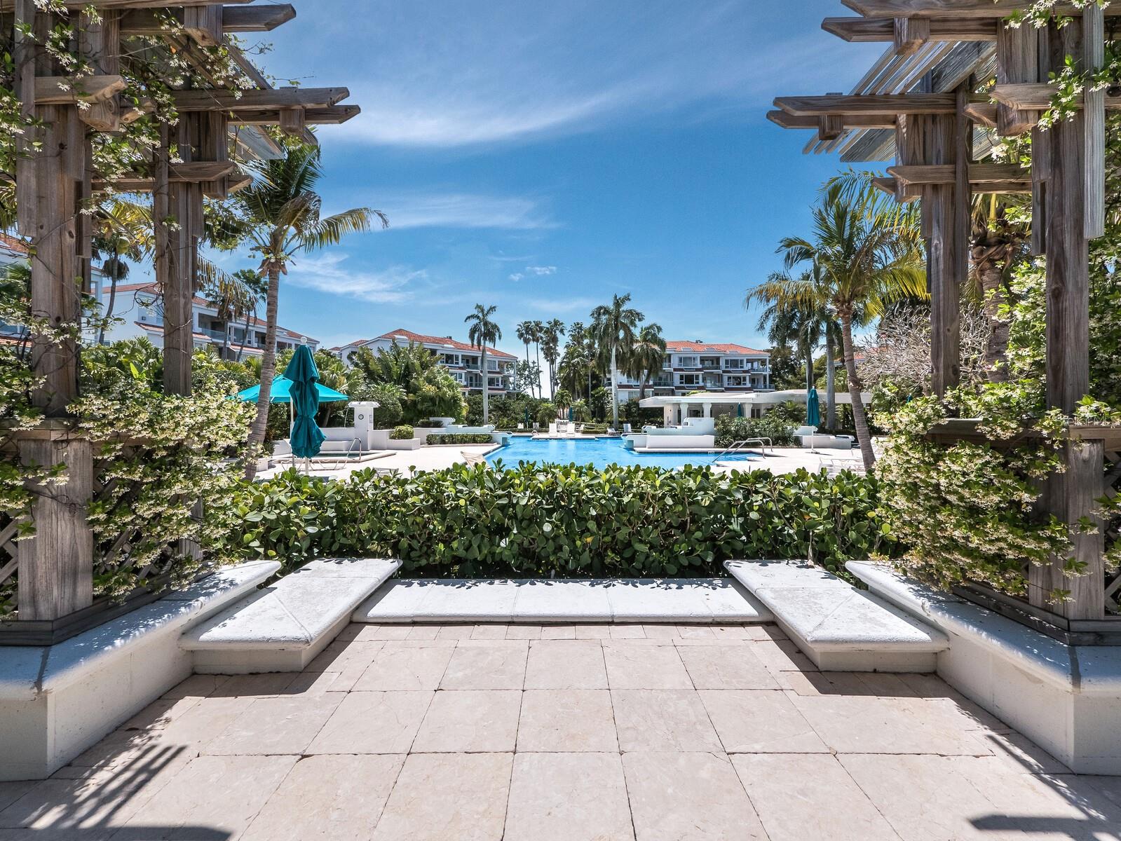 TANGERINE BAY CLUB - Residential