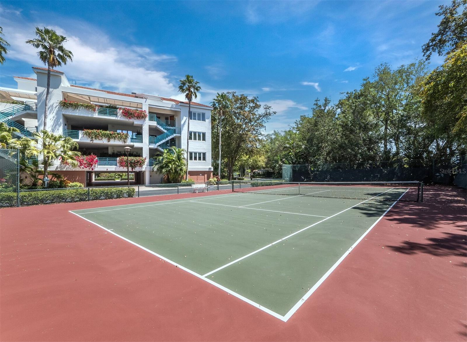 TANGERINE BAY CLUB - Residential