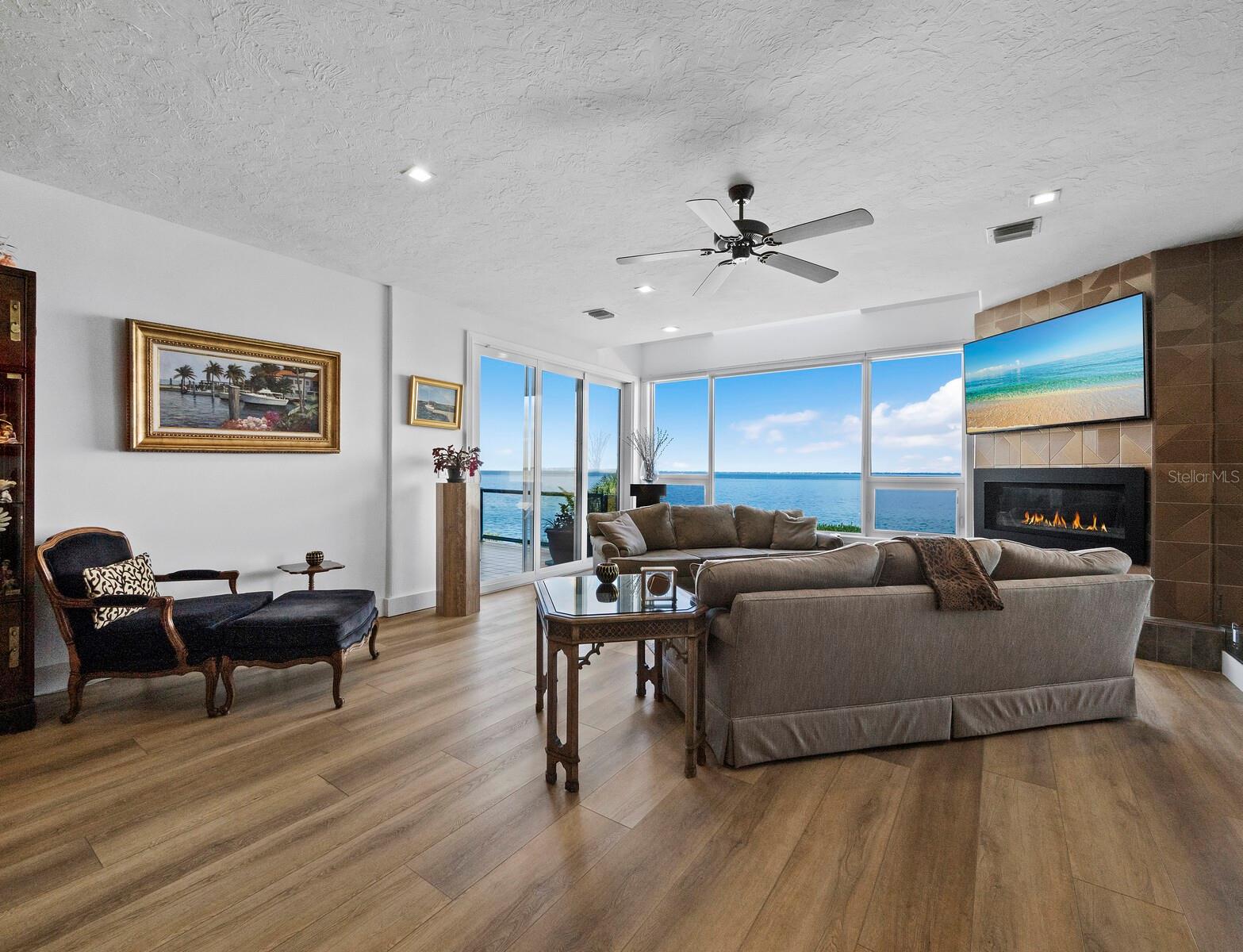 TANGERINE BAY CLUB - Residential