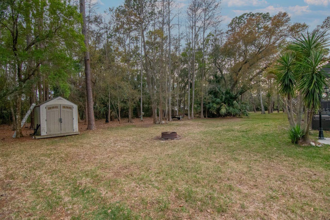 RIVER SIDE VILLAGE - Residential