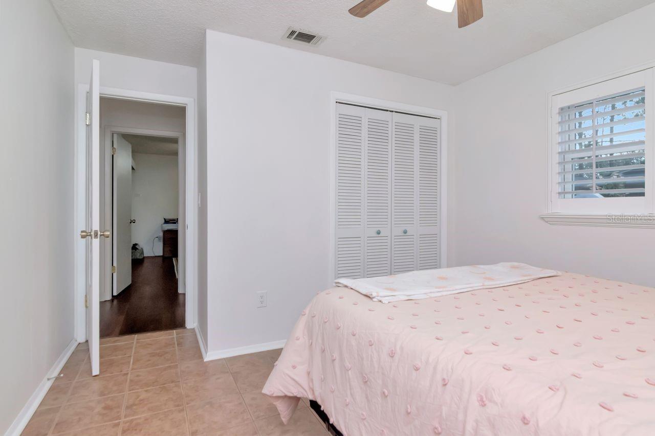 RIVER SIDE VILLAGE - Residential