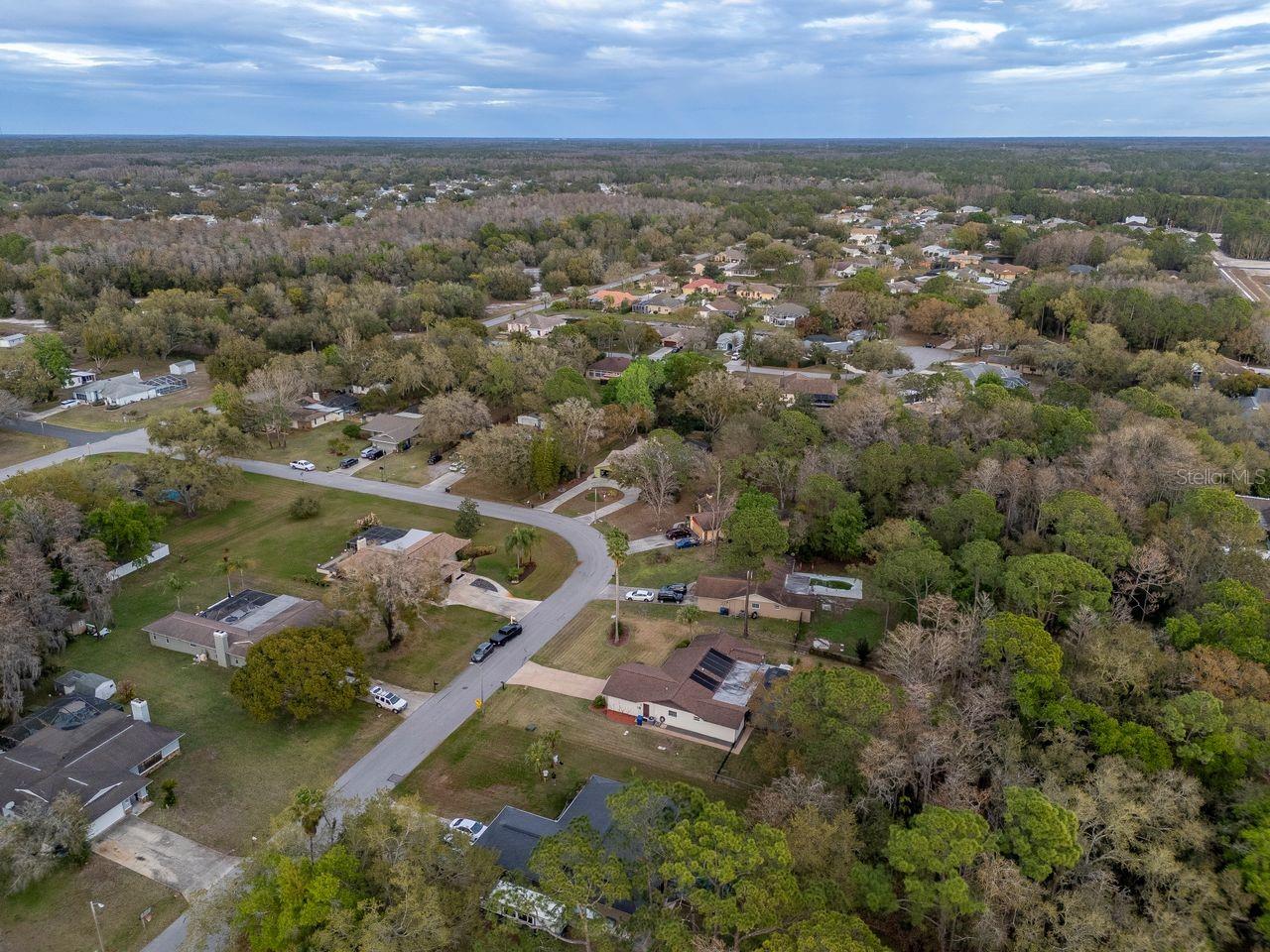 RIVER SIDE VILLAGE - Residential
