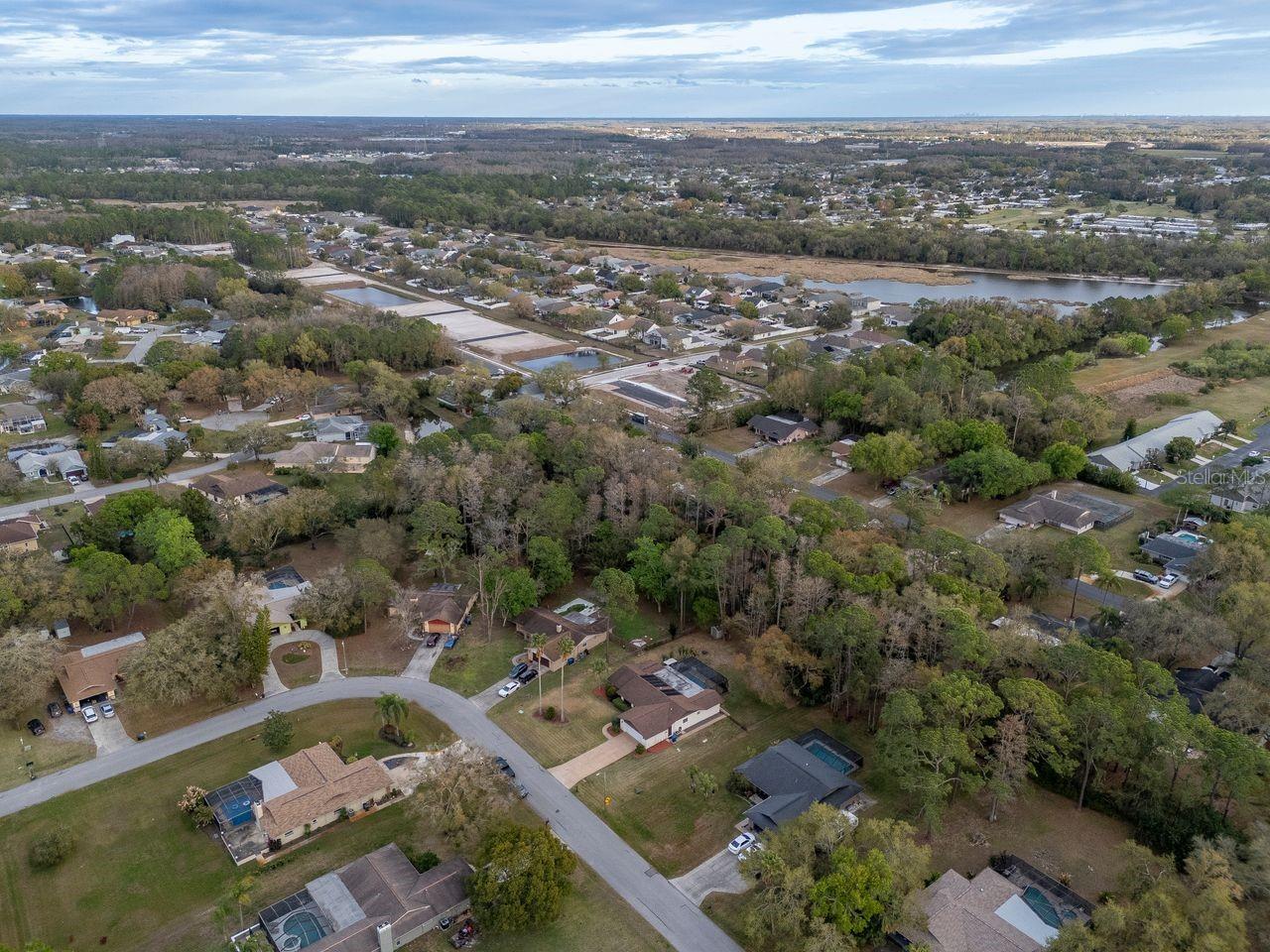 RIVER SIDE VILLAGE - Residential