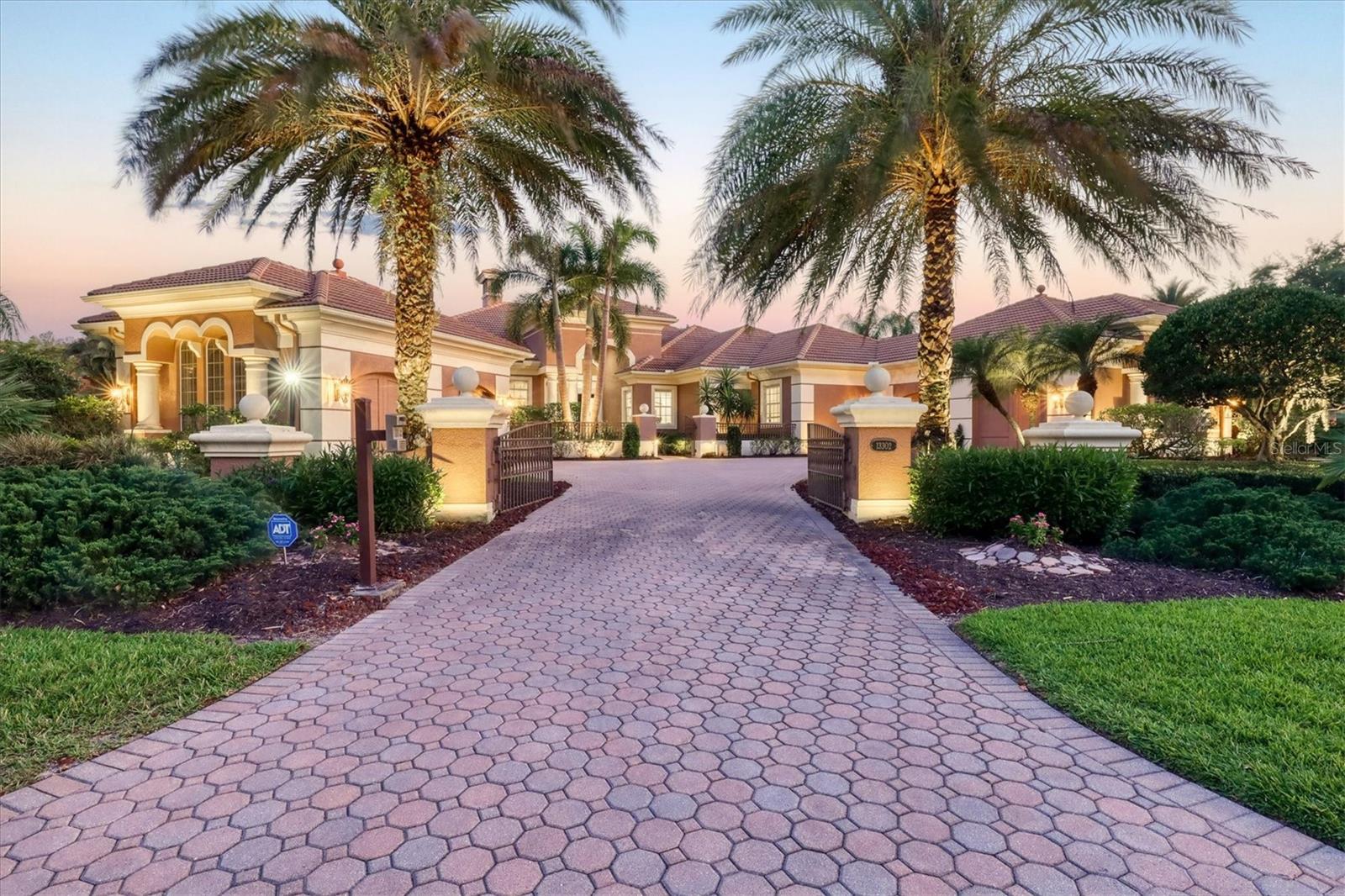LAKEWOOD RANCH COUNTRY CLUB VILLAGE U&X - Residential