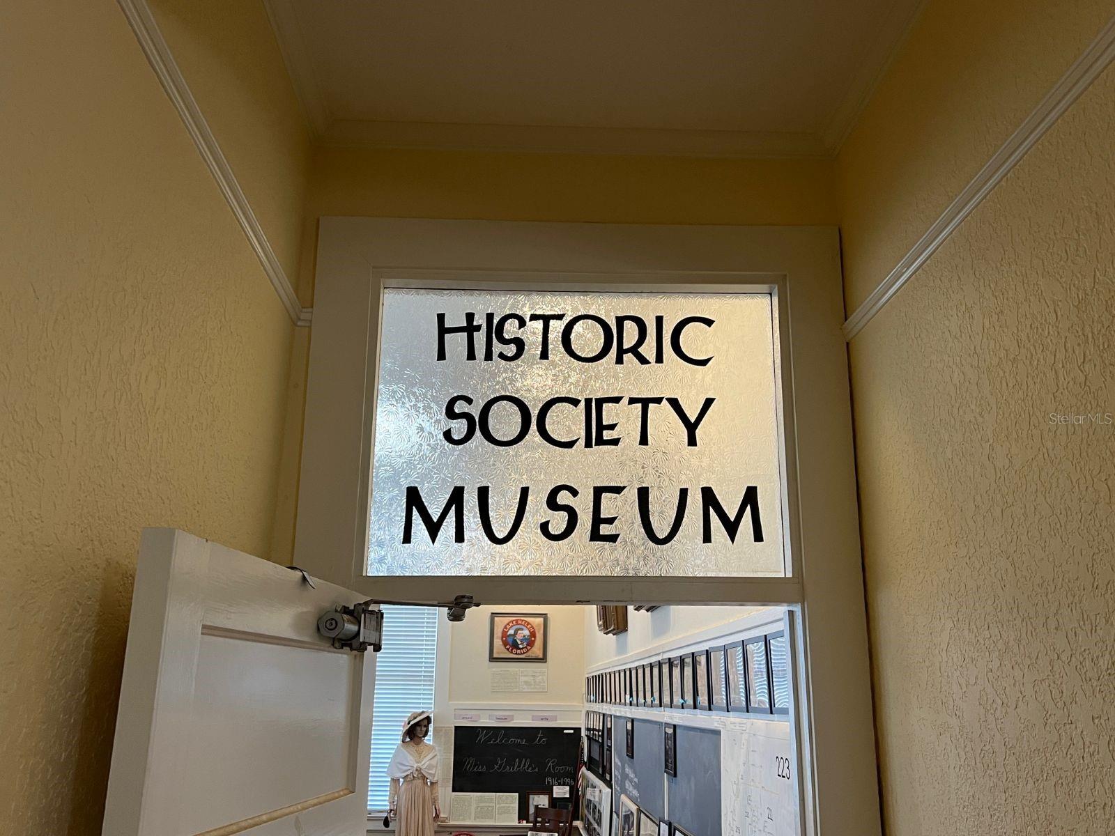 LAKE HELEN BLK 102 - Residential