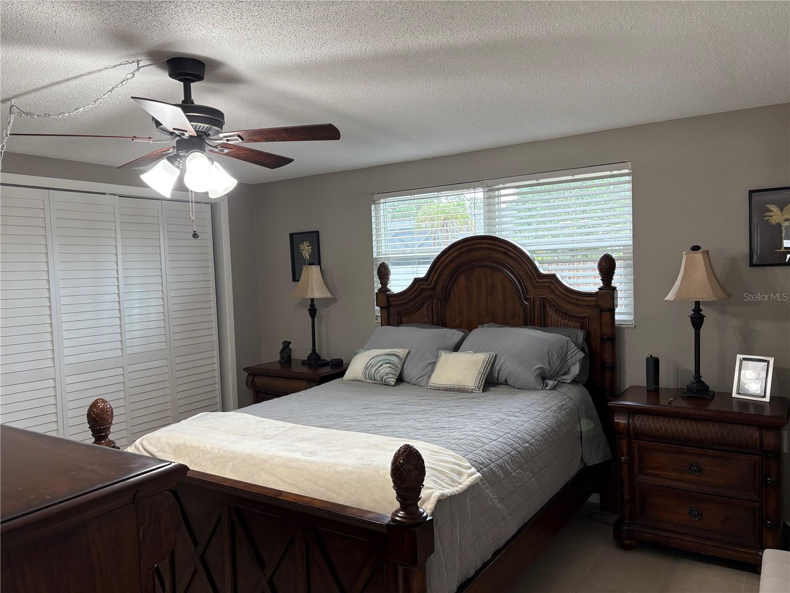 SOUTH VENICE - Residential