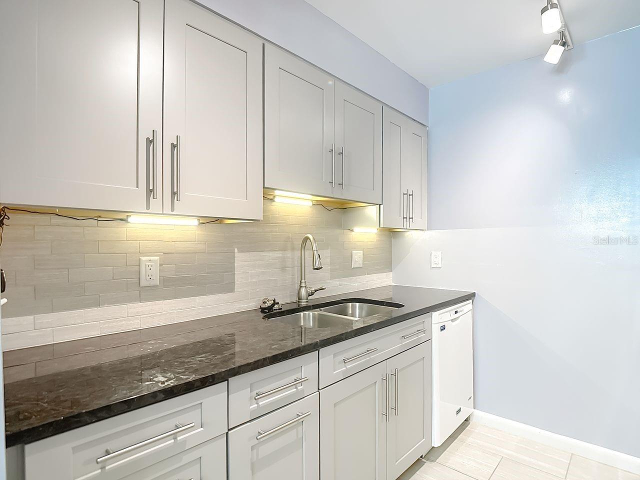 BRANDYCHASE A CONDO - Residential