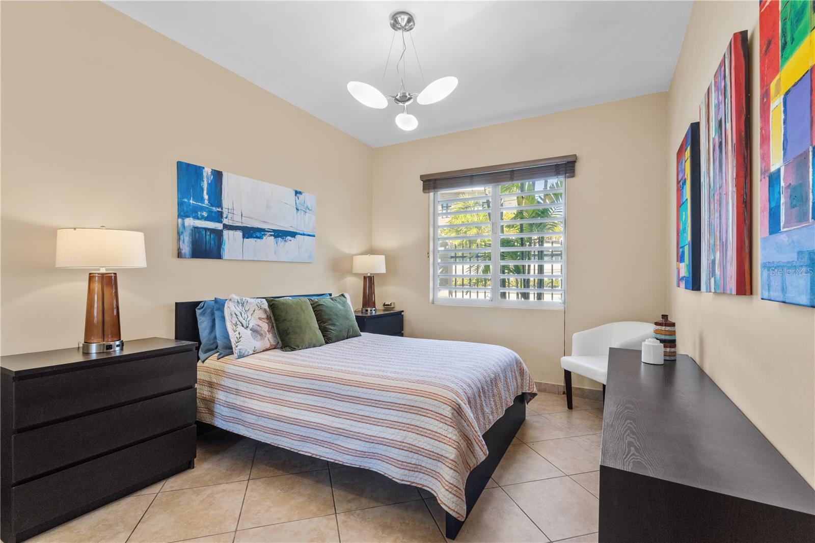 1858 MCLEARY - Residential