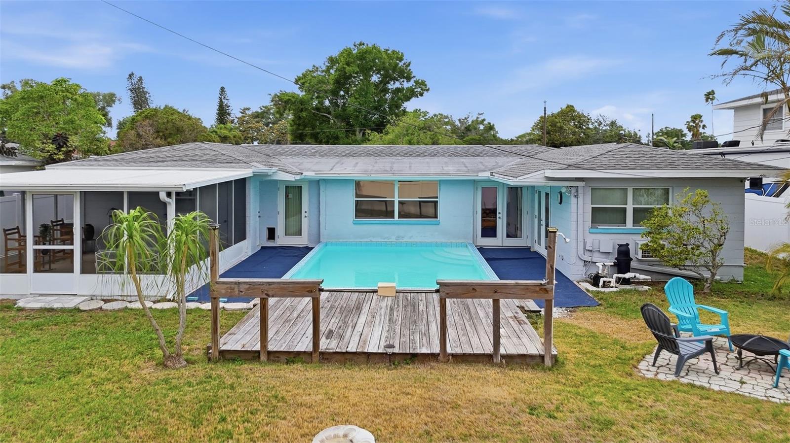 MEADOW LAWN 10TH ADD - Residential