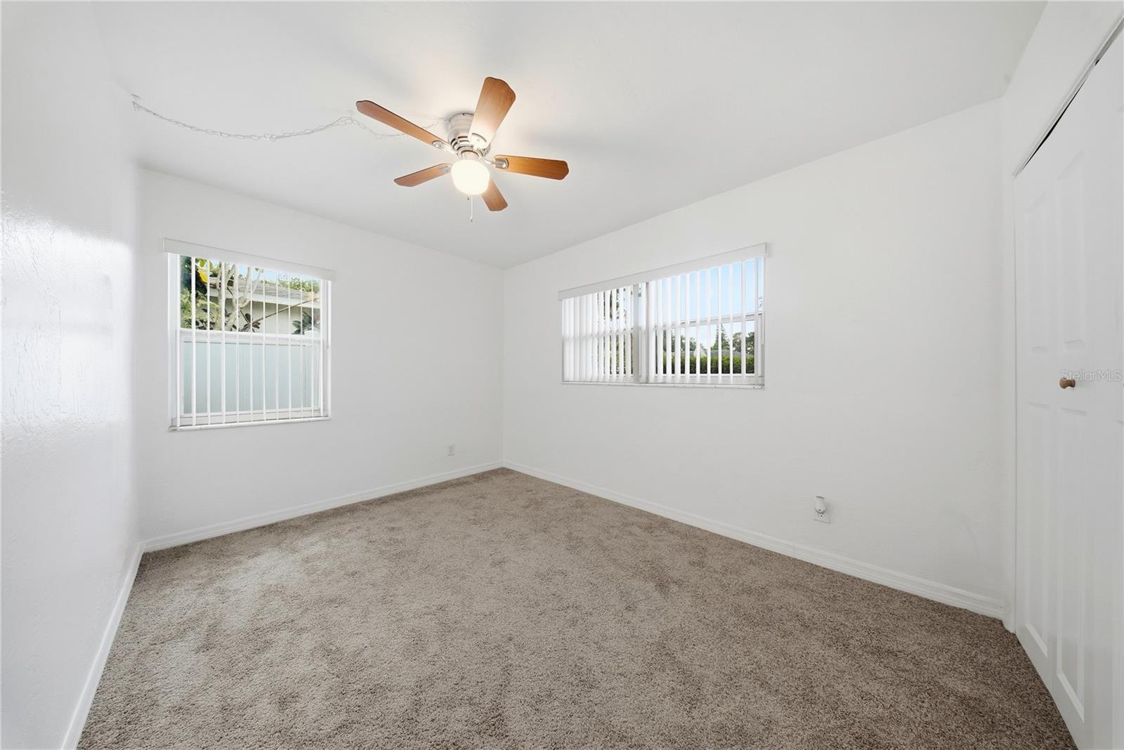 MEADOW LAWN 10TH ADD - Residential