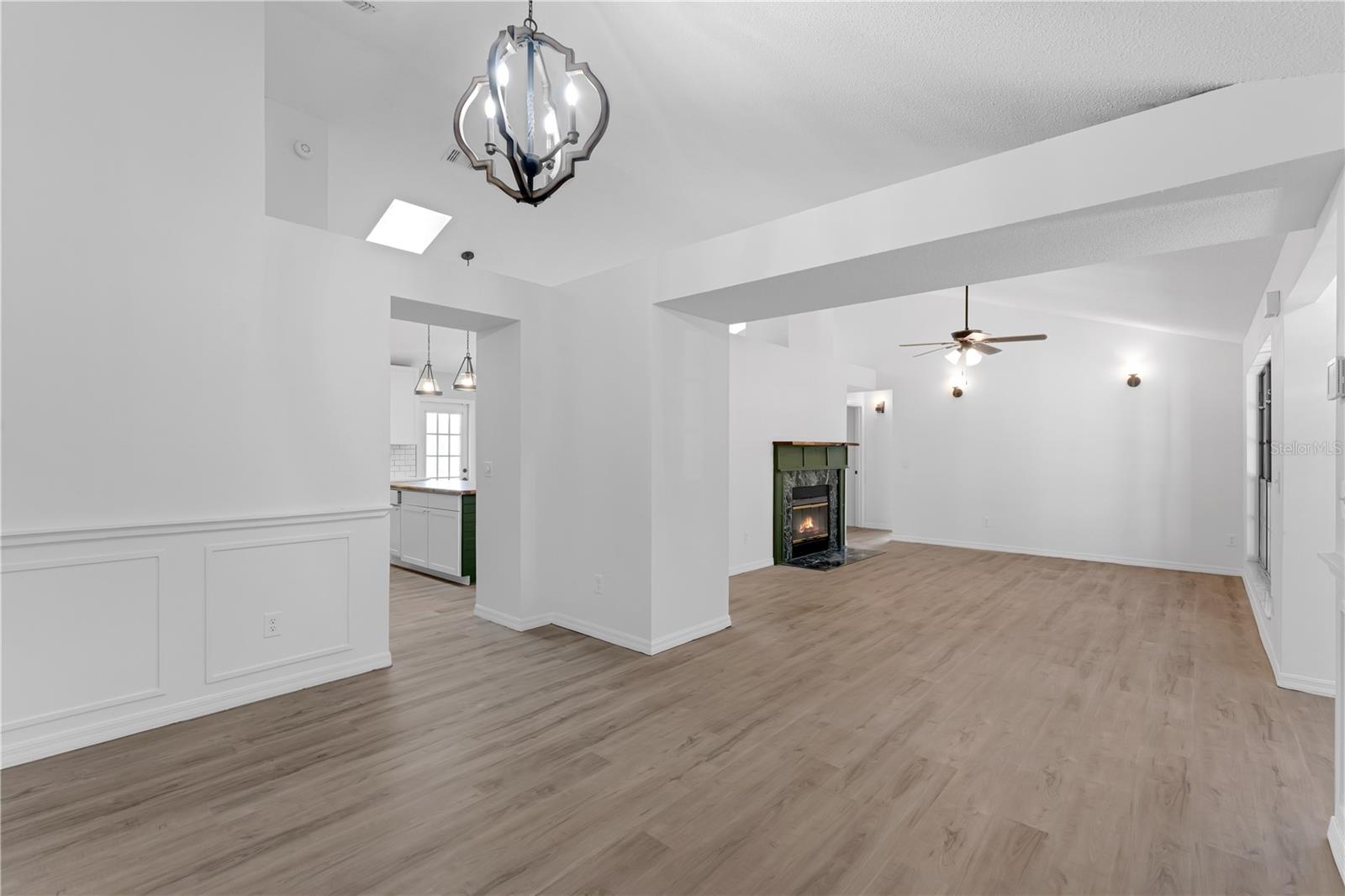 762 LAKE COMO DRIVE