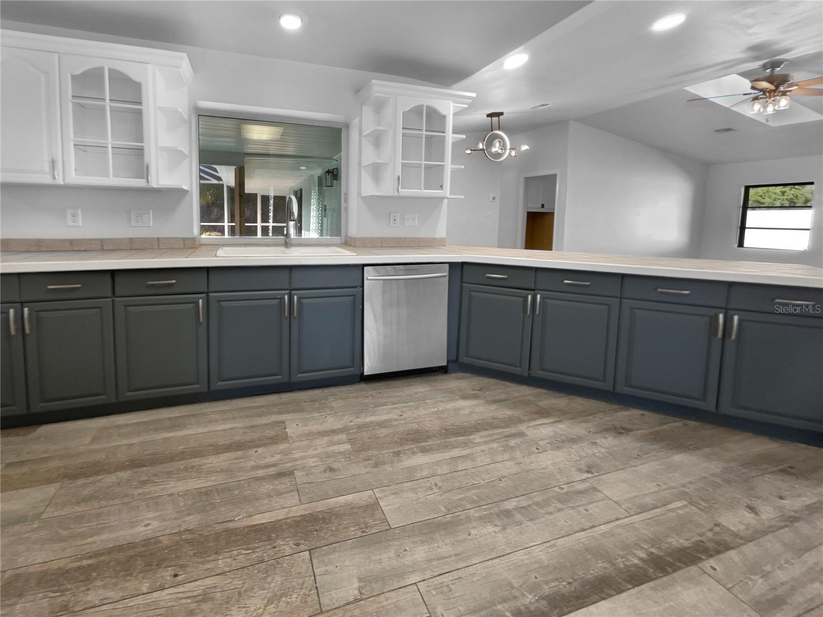 WARM MINERAL SPGS - Residential