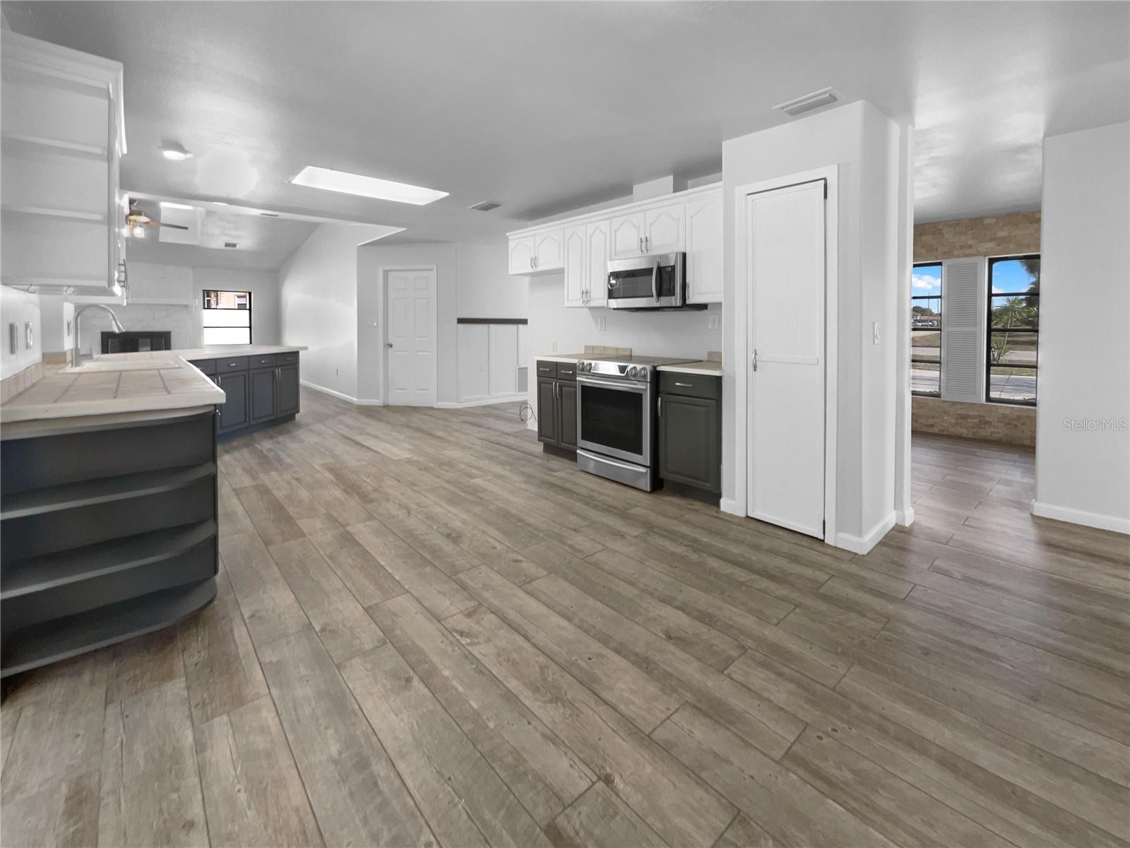 WARM MINERAL SPGS - Residential