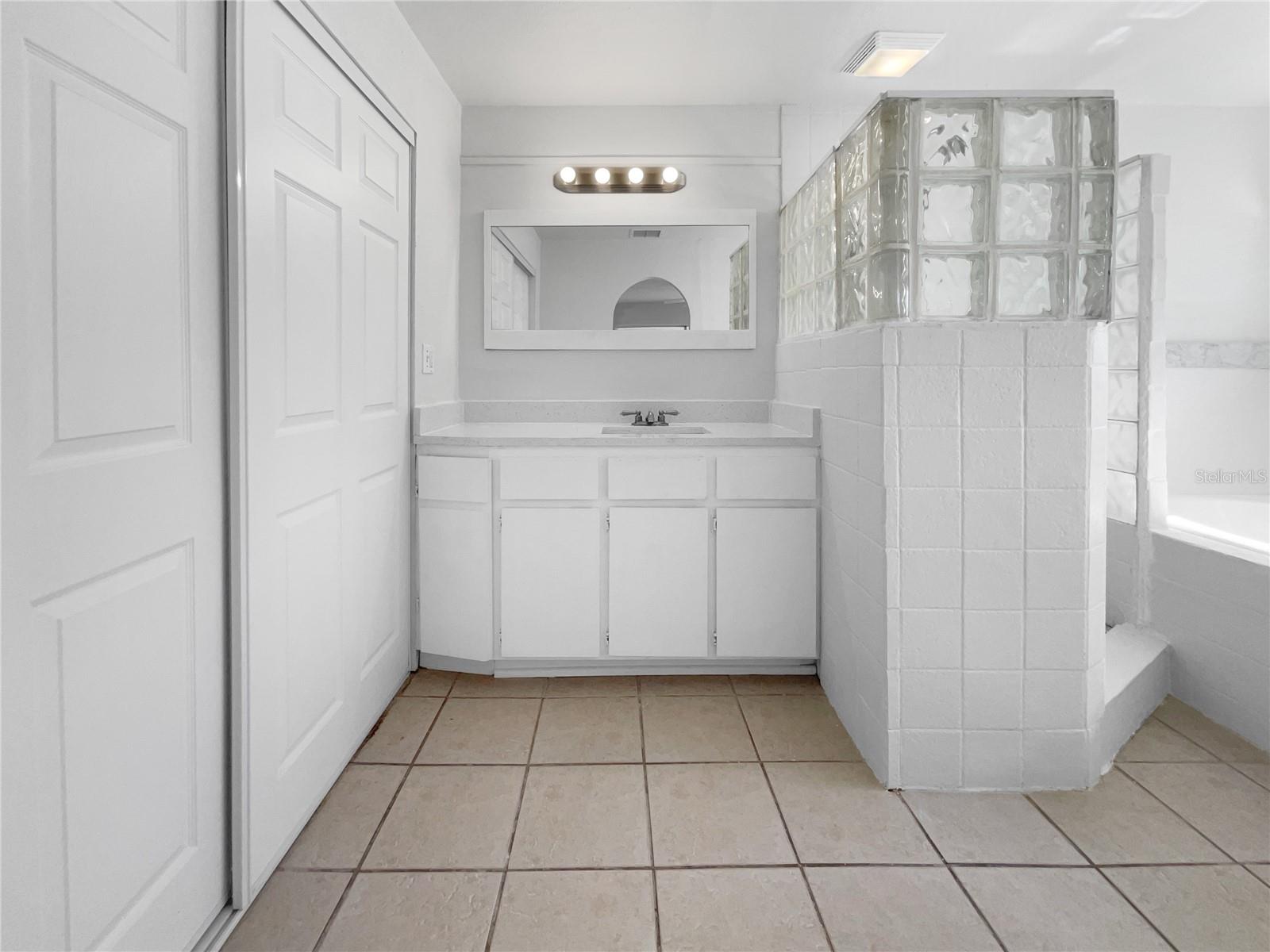 WARM MINERAL SPGS - Residential