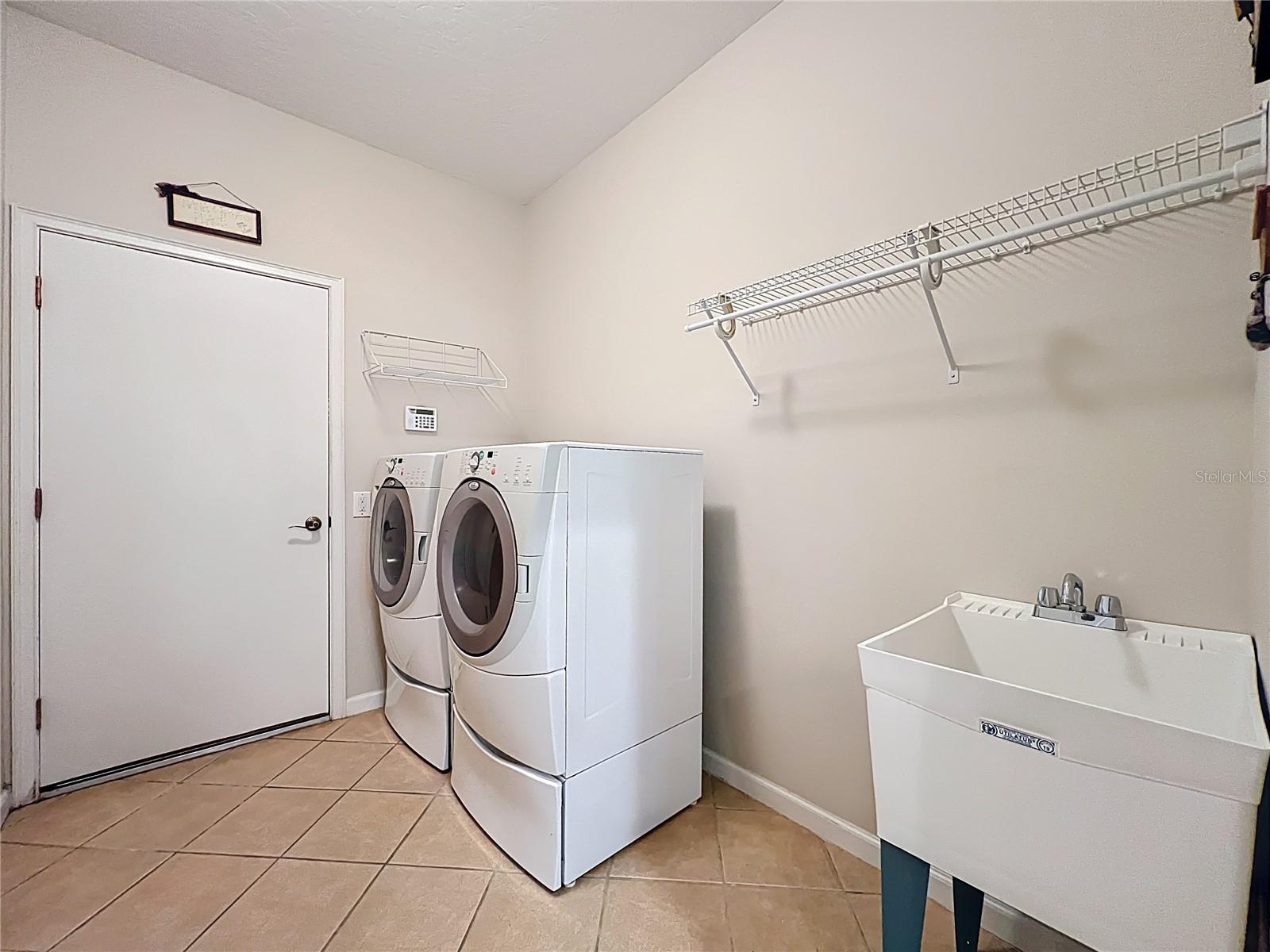 HERITAGE ISLE P.U.D. PHASE 2 PLAT OF A PORTION OF - Residential