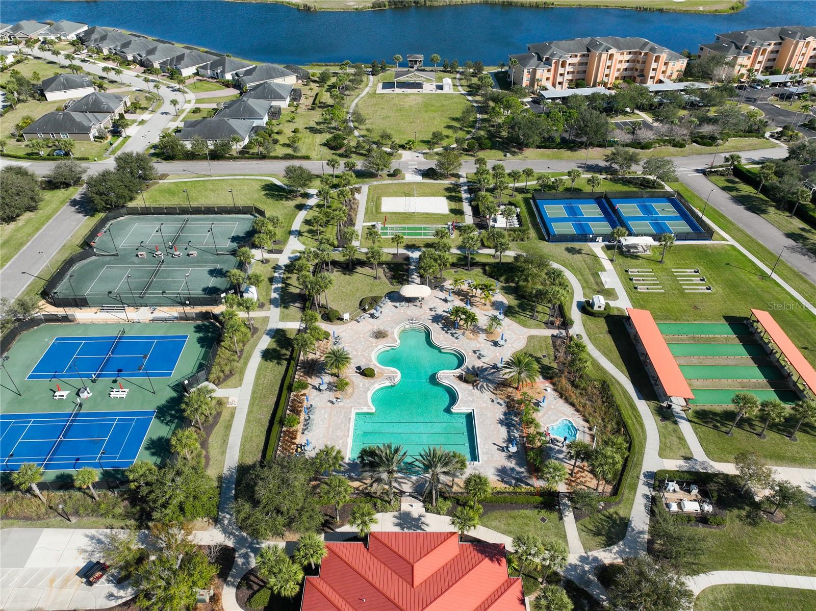 HERITAGE ISLE P.U.D. PHASE 2 PLAT OF A PORTION OF - Residential