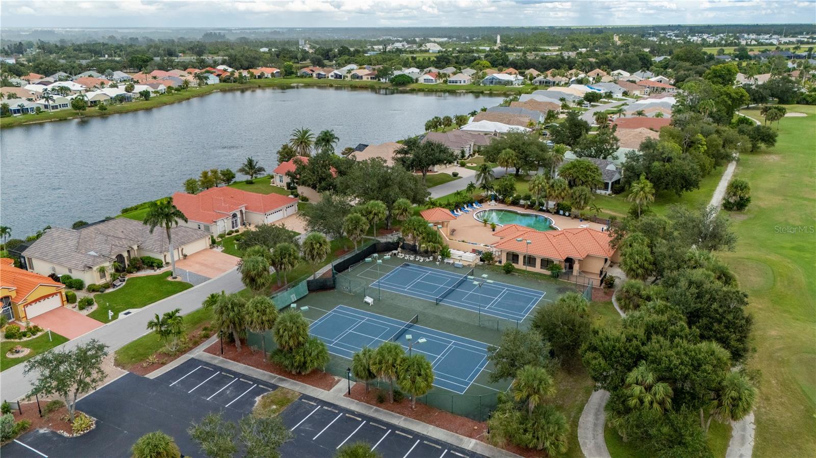 SEMINOLE LAKES PH 01 TR E LE - Commercial Sale