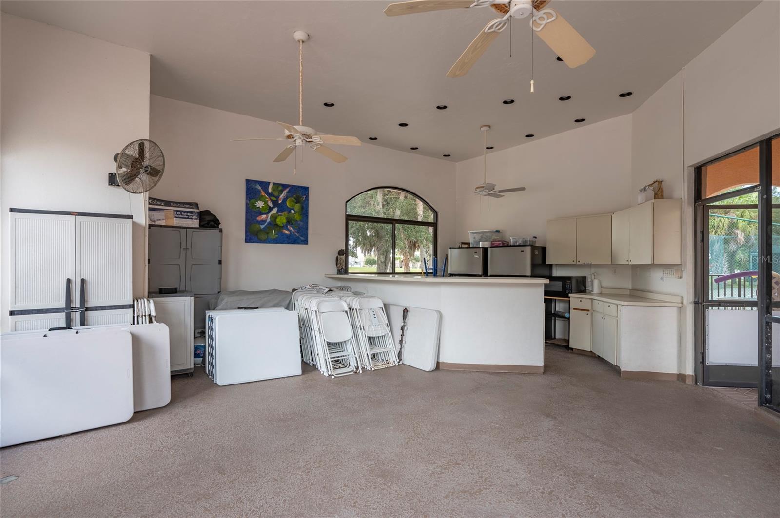 SEMINOLE LAKES PH 01 TR E LE - Commercial Sale