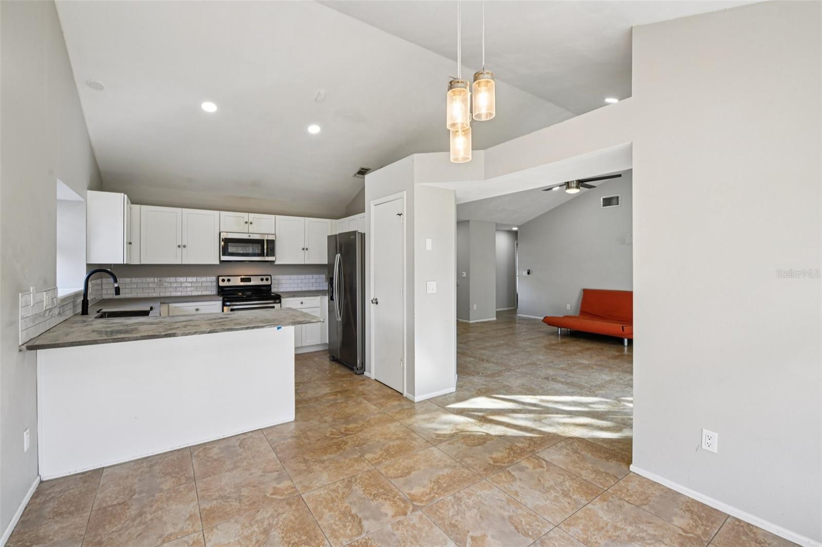 HORSESHOE BEND SEC 02 - Residential