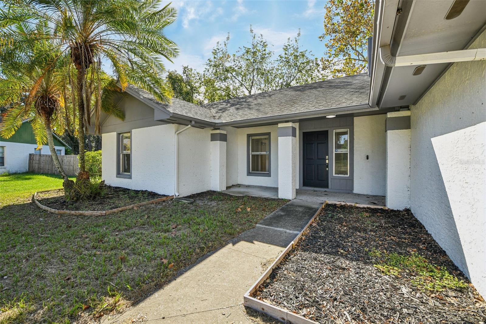 6572 WHIRLAWAY CIRCLE