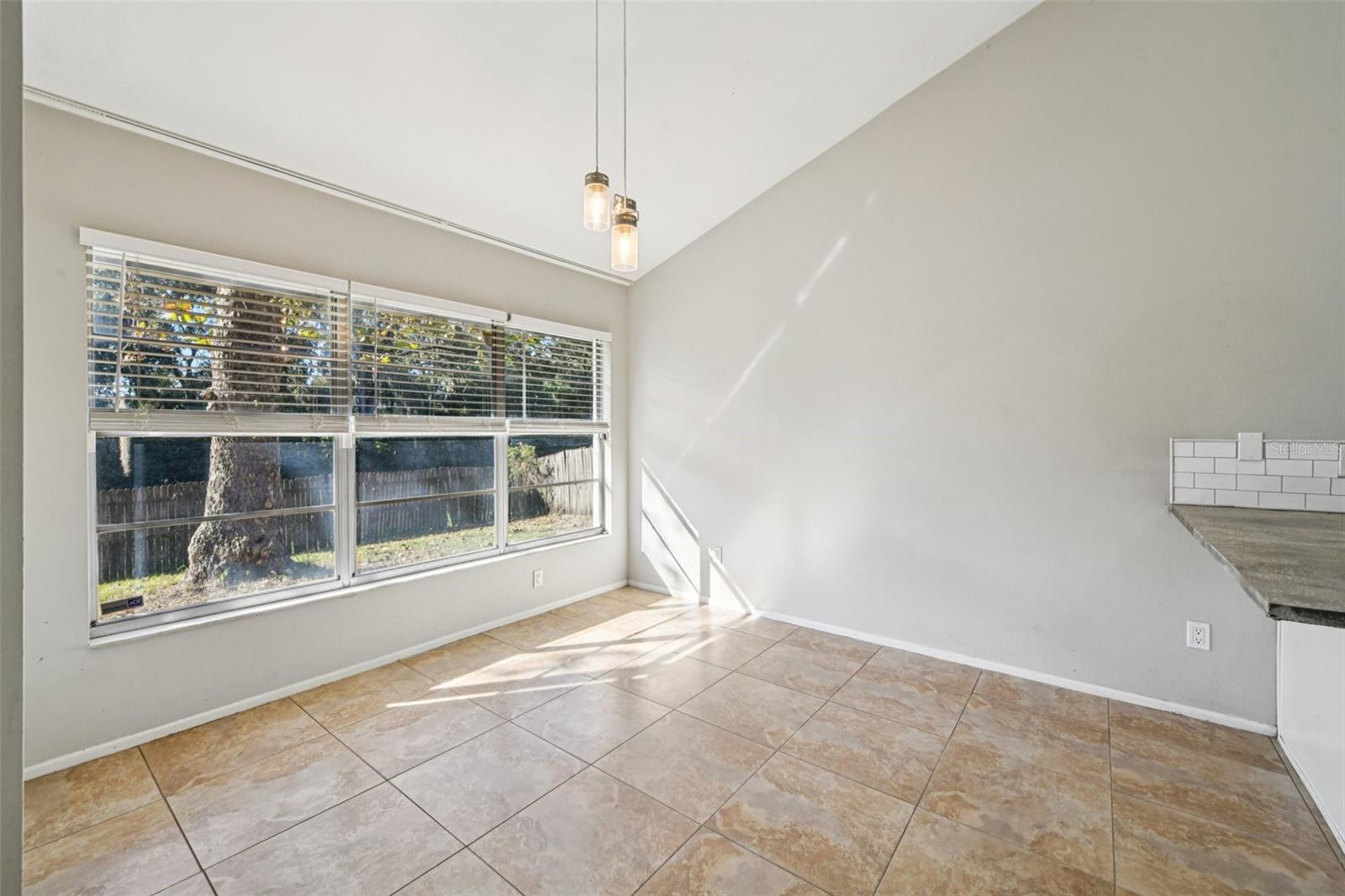 HORSESHOE BEND SEC 02 - Residential