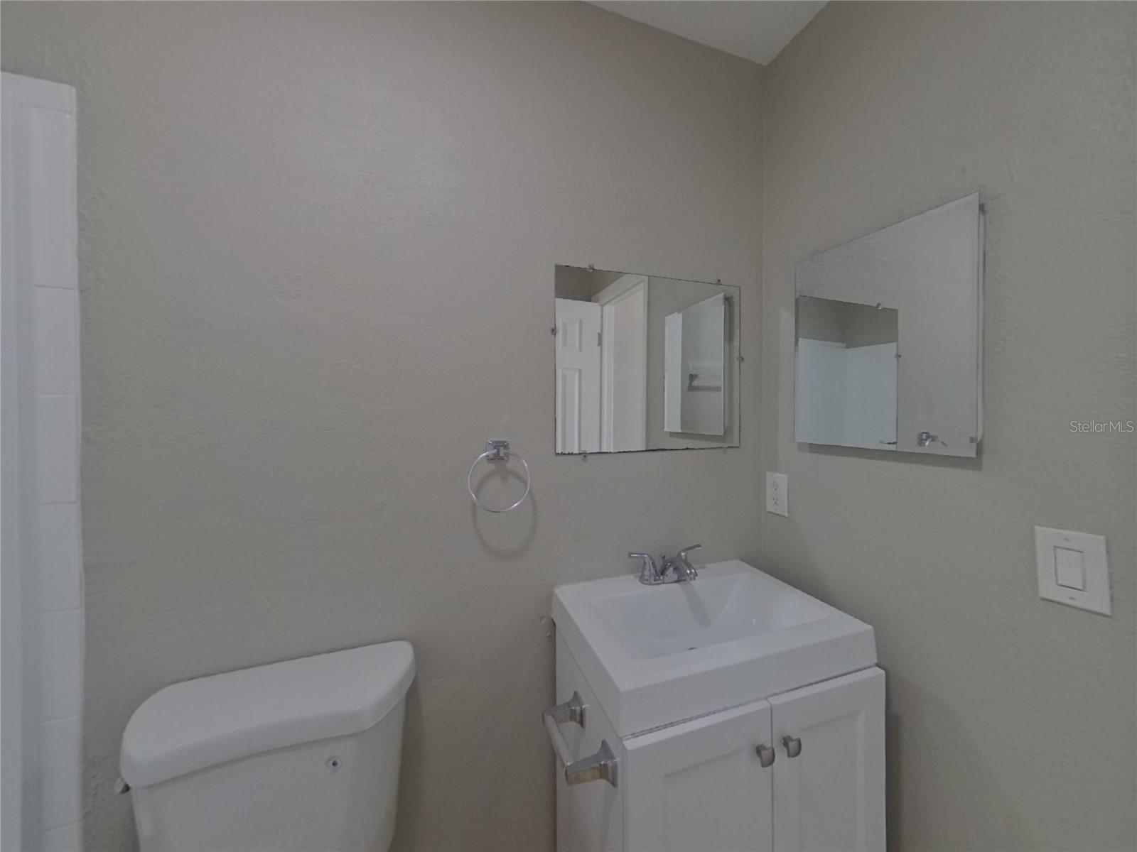 PARKWOOD VILLAGE - Residential Lease