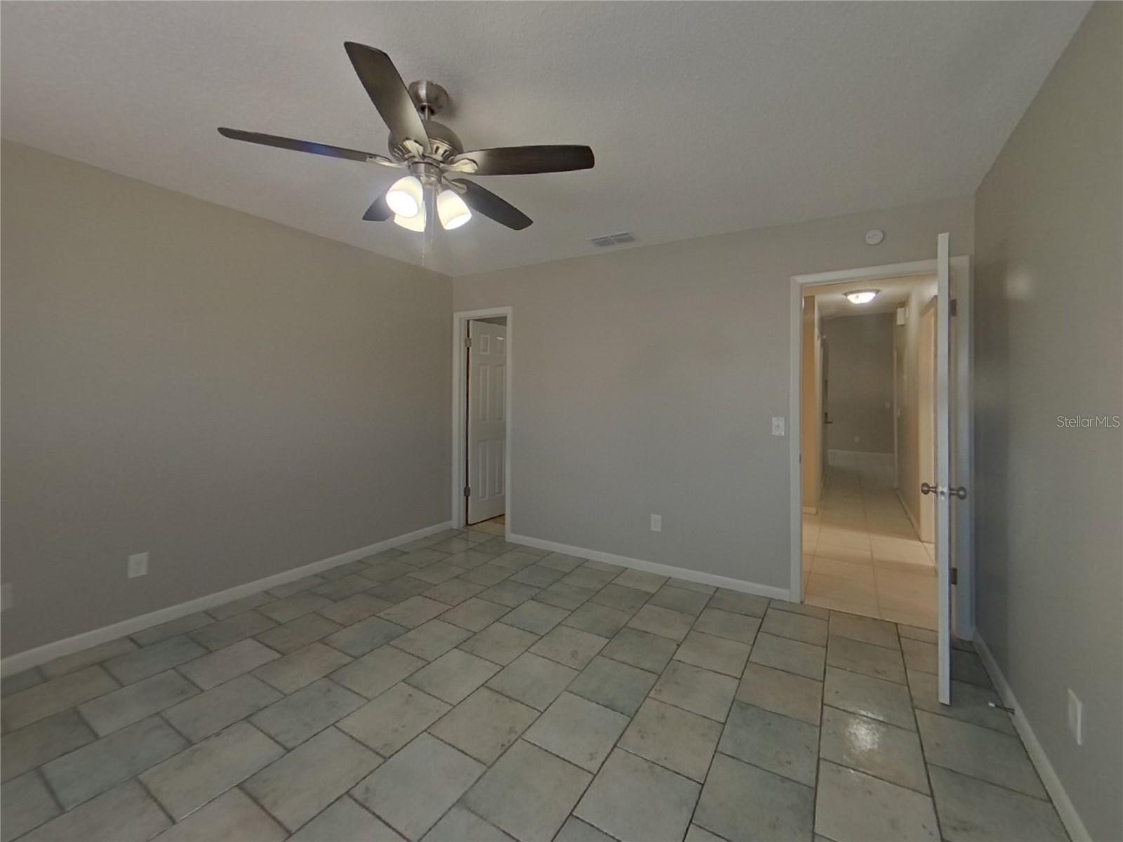 PARKWOOD VILLAGE - Residential Lease