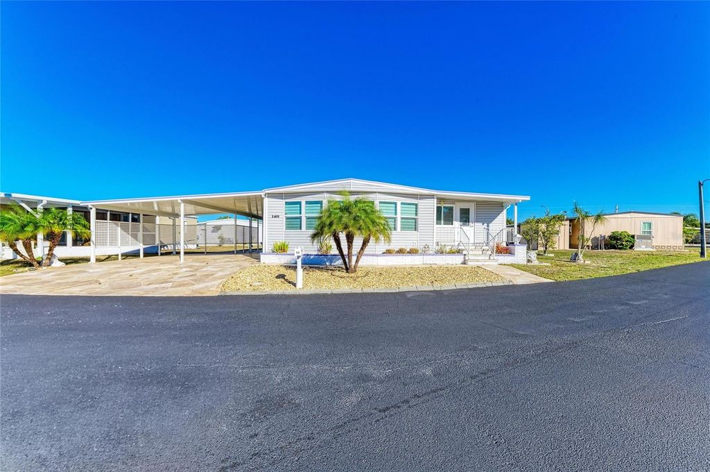 Photo of 52 Blackbeard Lane, Nokomis, FL 34275 (MLS # N6142508)