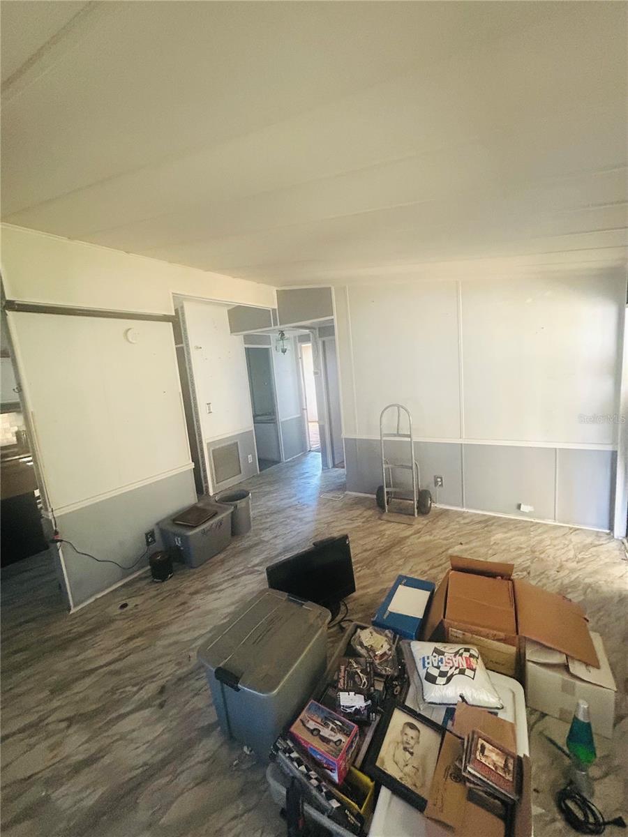 LEISURE WORLD PARK - Residential