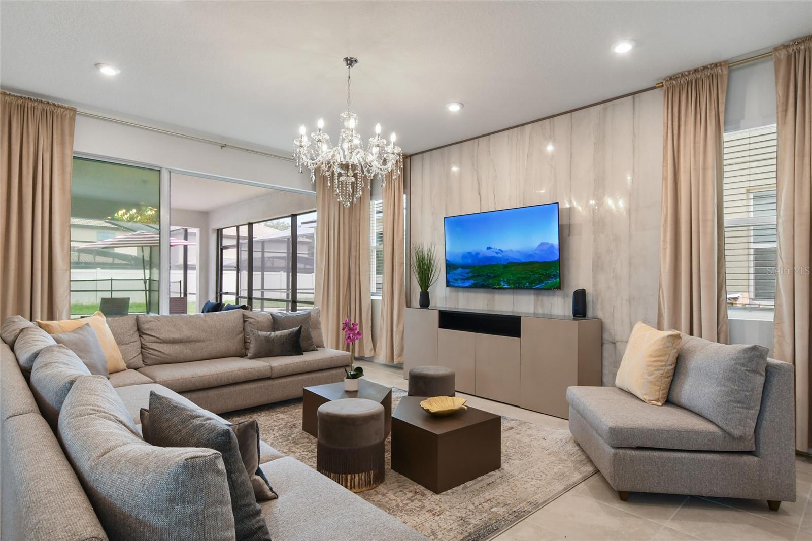 SOLARA RESORT VACATION VILLAS REP - Residential