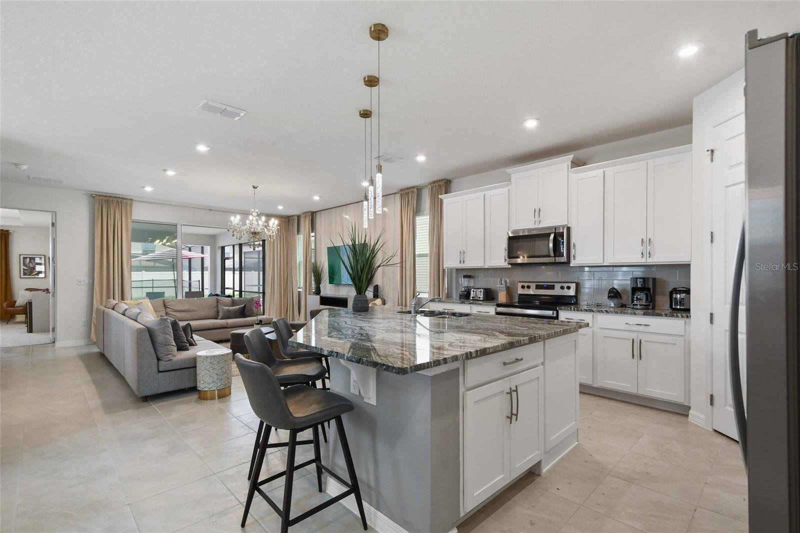 SOLARA RESORT VACATION VILLAS REP - Residential