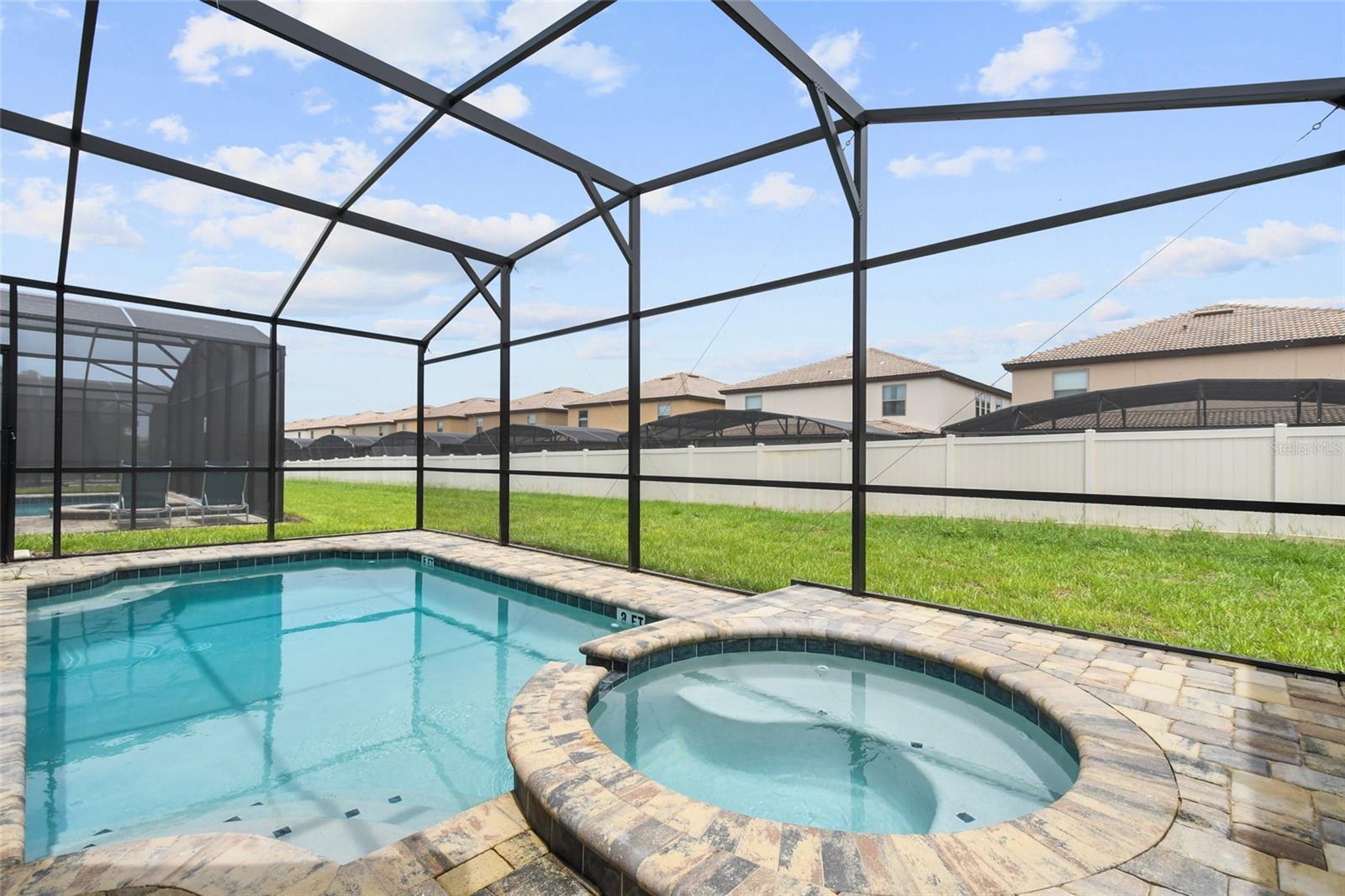 SOLARA RESORT VACATION VILLAS REP - Residential