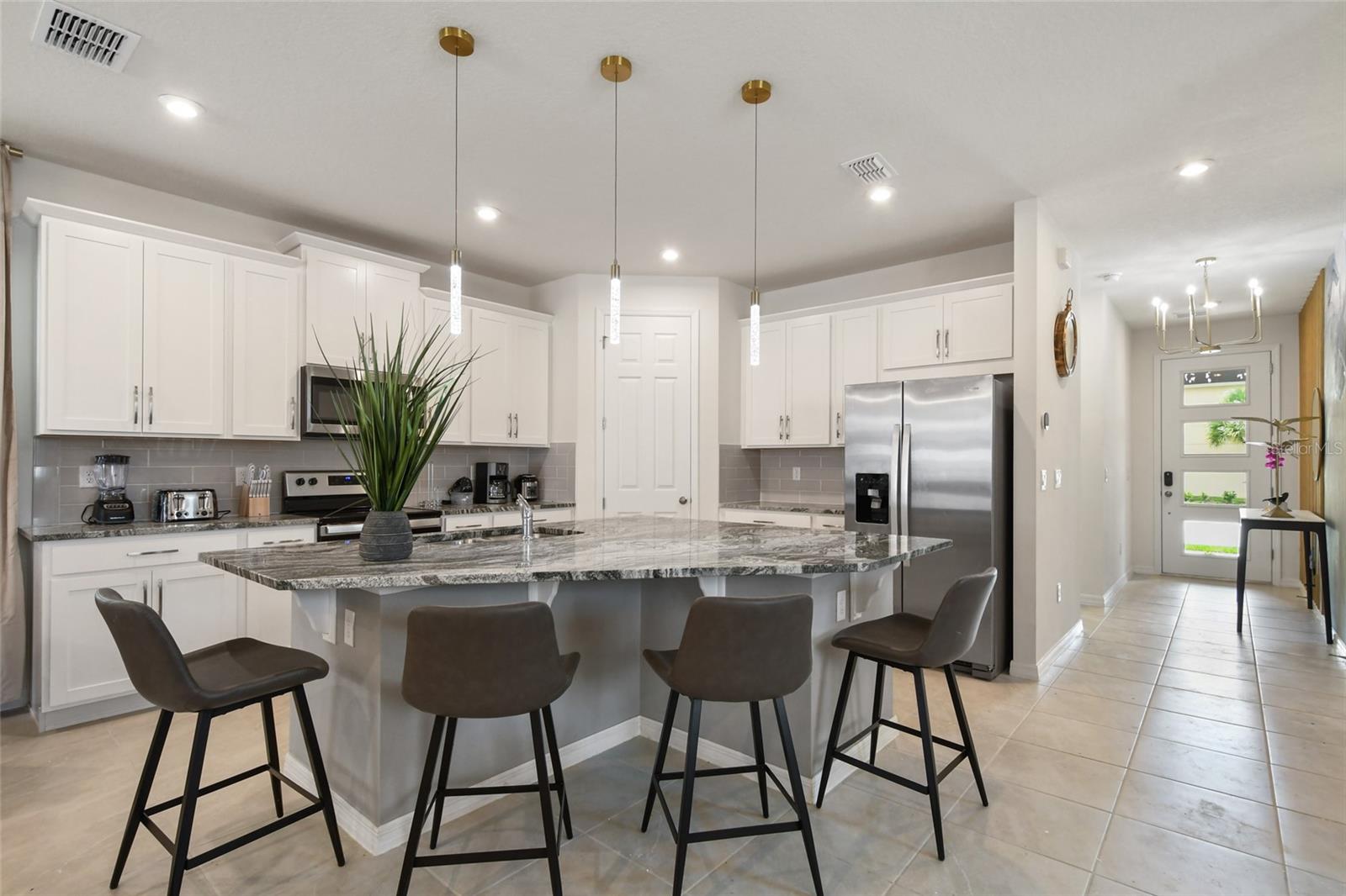 8903 COCONUT BREEZE DRIVE