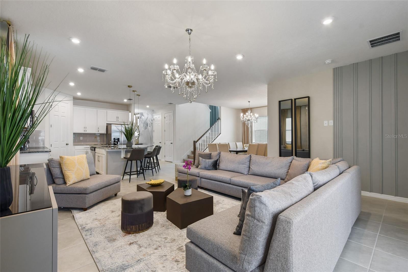 SOLARA RESORT VACATION VILLAS REP - Residential