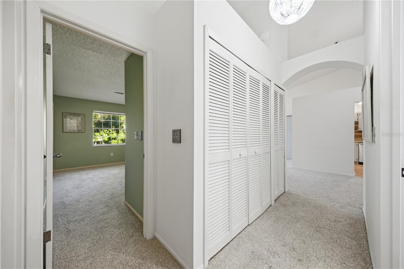 RAINTREE VILLAGE CONDO N - Residential