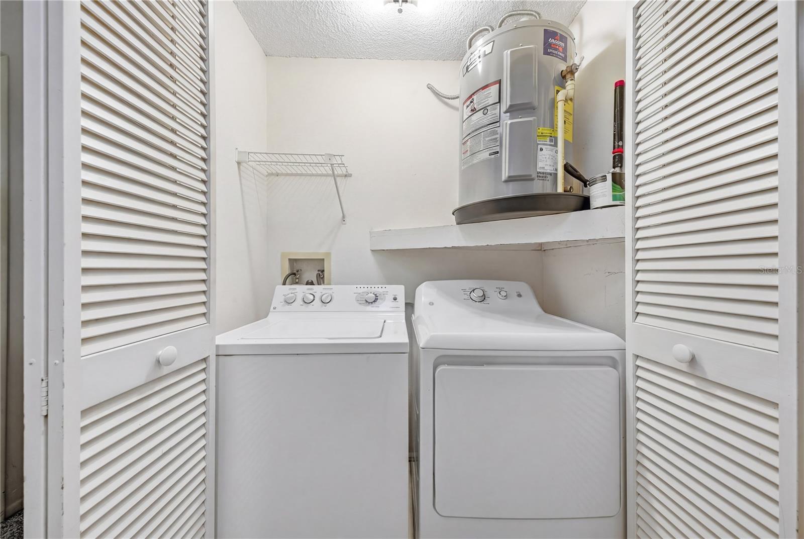 RAINTREE VILLAGE CONDO N - Residential