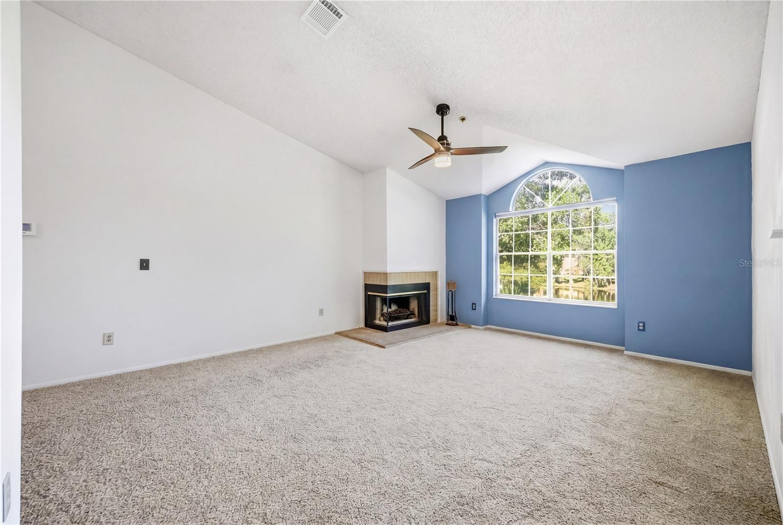 RAINTREE VILLAGE CONDO N - Residential